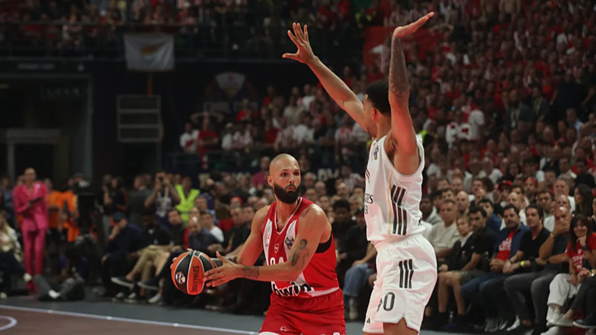 Olympiacos campion al Euroleaguei după un final amețitor