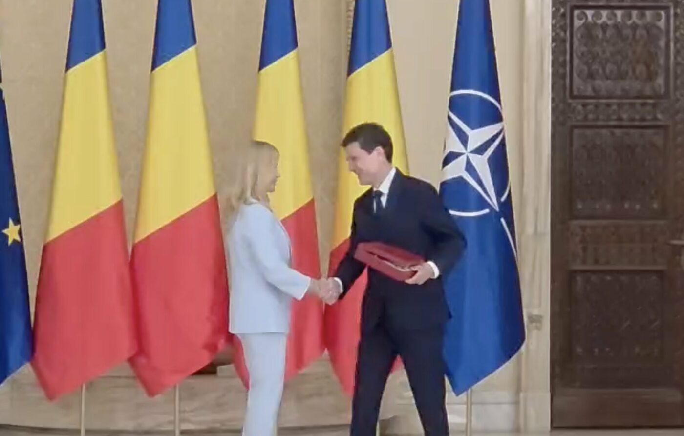 Nadia Comăneci onorată cu Ordinul Steaua României la Cotroceni