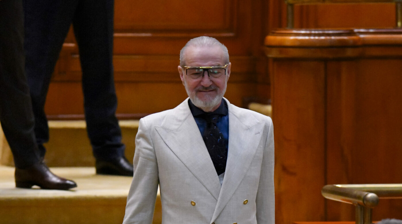 Reacția lui Gigi Becali în privința șансelor Universității Craiova în grupele Ligii Campionilor: "Doar eu am voie acolo!"