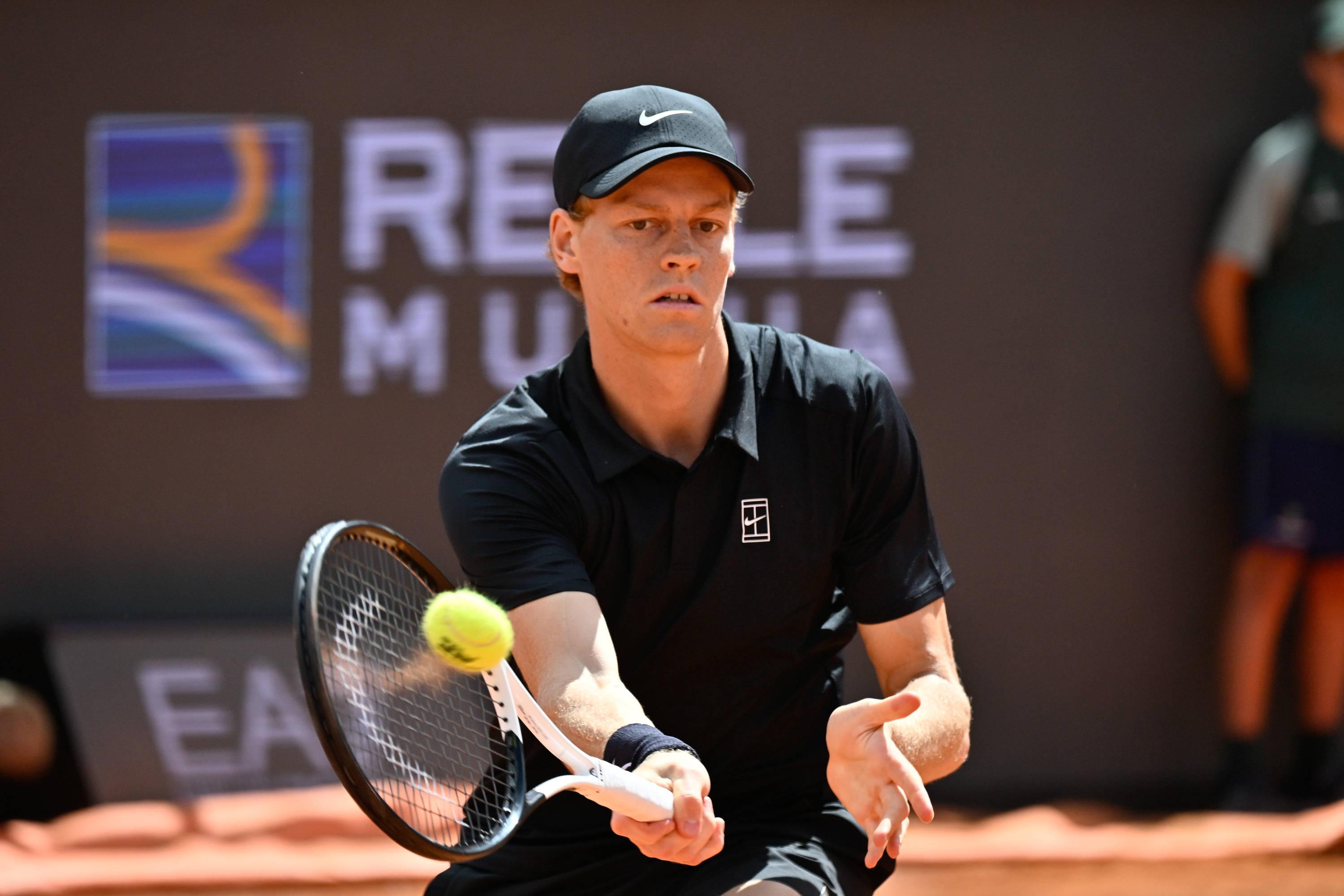 Sinner Egală cu Djokovic în Cea Mai Lungă Serie de Victoriile la "Masters"