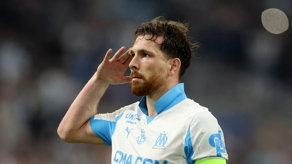 Doi coloşi ai Süper Lig se bat pentru Pierre-Emile Højbjerg