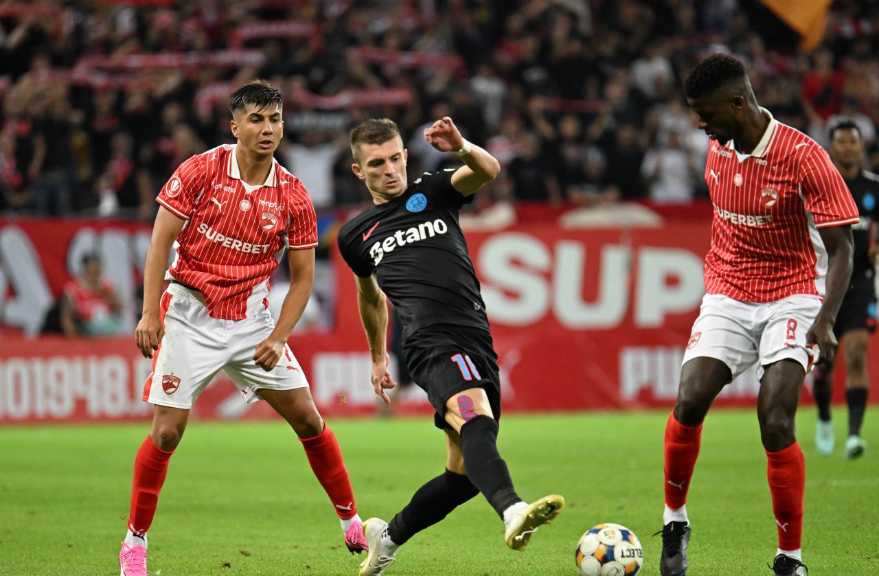 Dinamo vs FCSB: Gazon perfect pentru finala playoff-ului Conference League