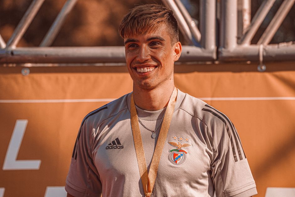 Sergiño Dest: De la tineret a Barcelonei la finalista la Campionatul Mondial și stea a MLS-ului