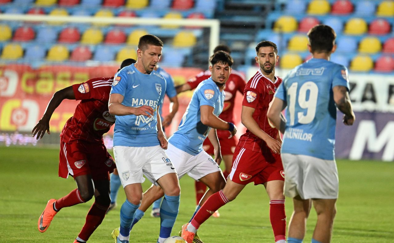 Fotbal Român: Etapa Finală Decide Promovările Directe în SuperLiga