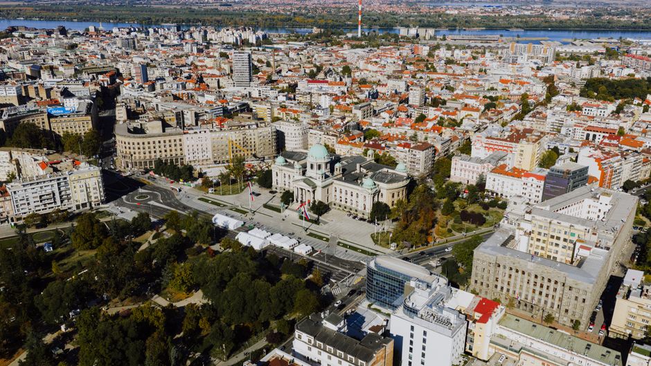 Suveranitatea Digitală a Sloveniei: Cum Micul Stat Balcanic Conduce Eforturile UE de Guvernanță a IA