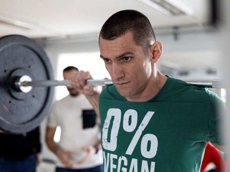 Ajutați Ivan Markov Să Câștige Olimpicul de Aur!