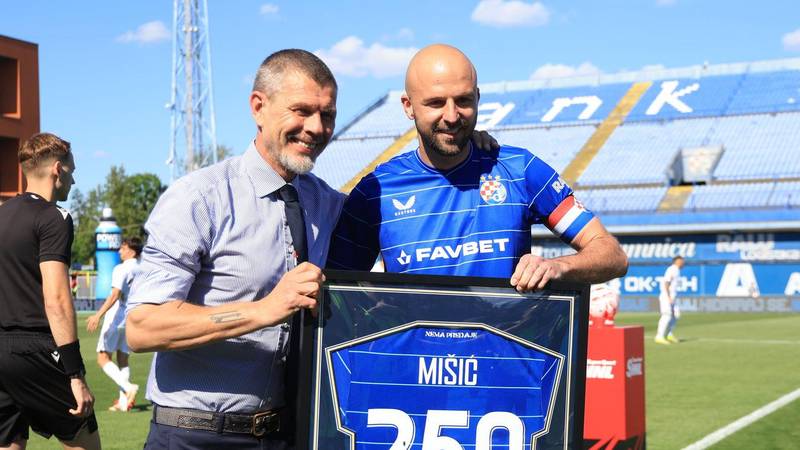 Dinamo la marginea unei sezoane perfecte: jucătorii așteaptă bani bonus mari