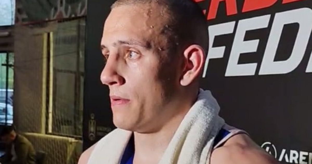 Jovan Nikolić câștigă după o luptă brutală cu Almir Memić