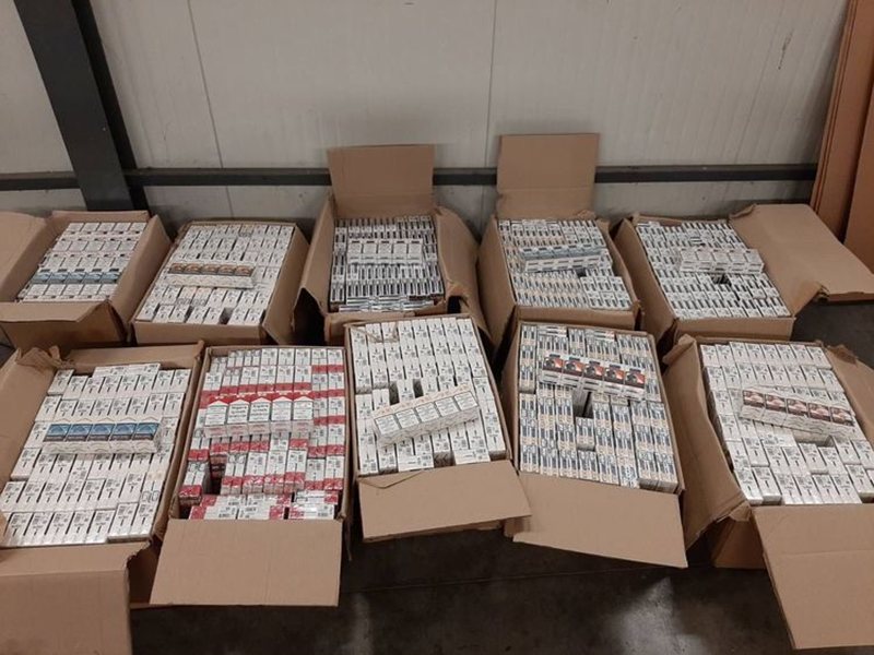 Ofițerii mitocondrieni au confiscat 80.000 de ciuguri la Podul Dunării 2 din apropiere de Vidin