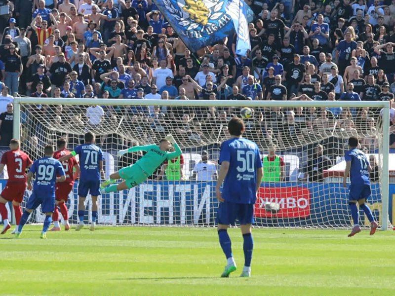 Mai mult de 5 cluburi elite interesate de Akram Bouras de la Levski