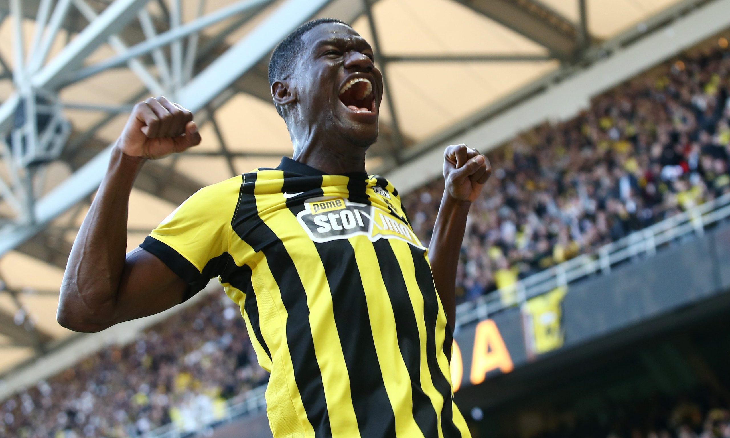 AEK: Un nou slogan controverse pentru Zini de la Original