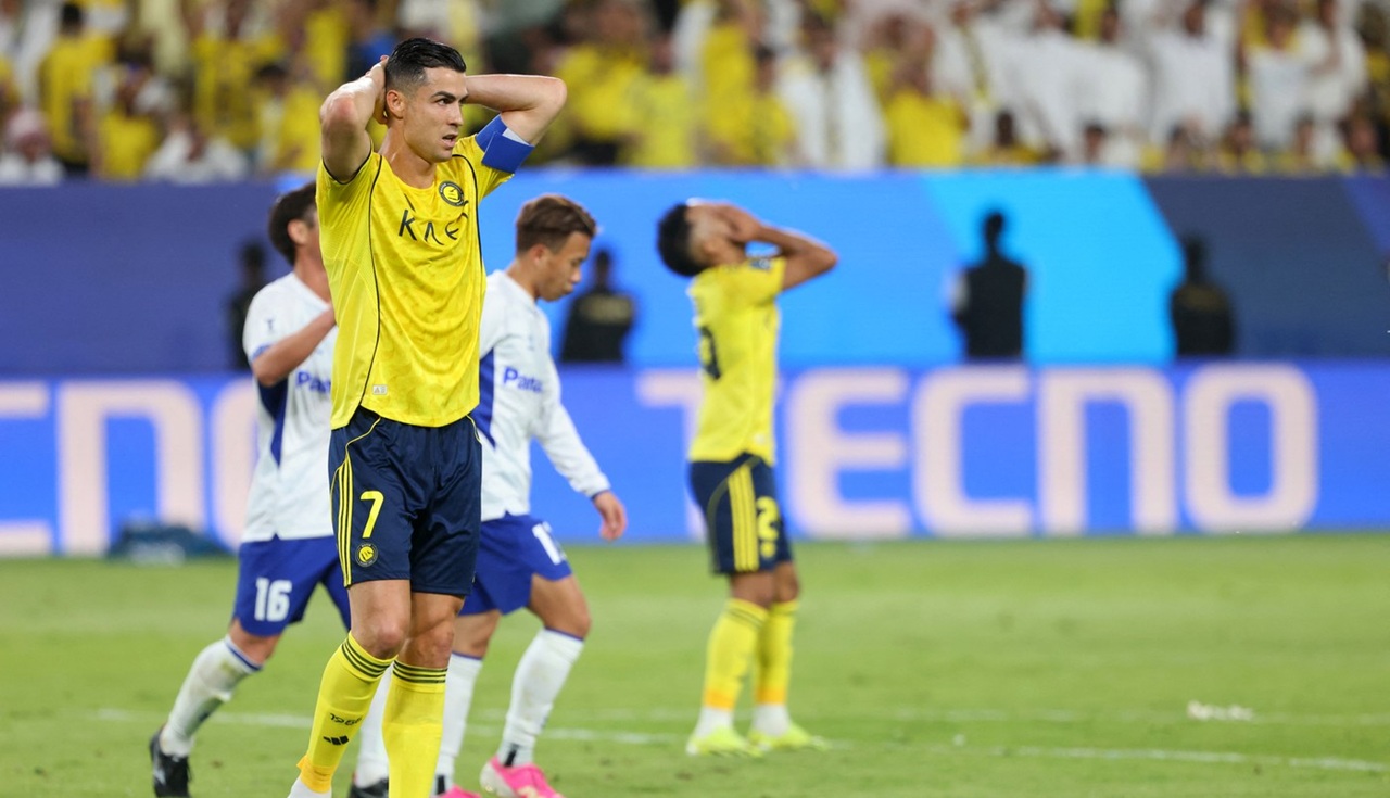Cristiano Ronaldo Rată Un Nou Trofeu Cu Al Nassr