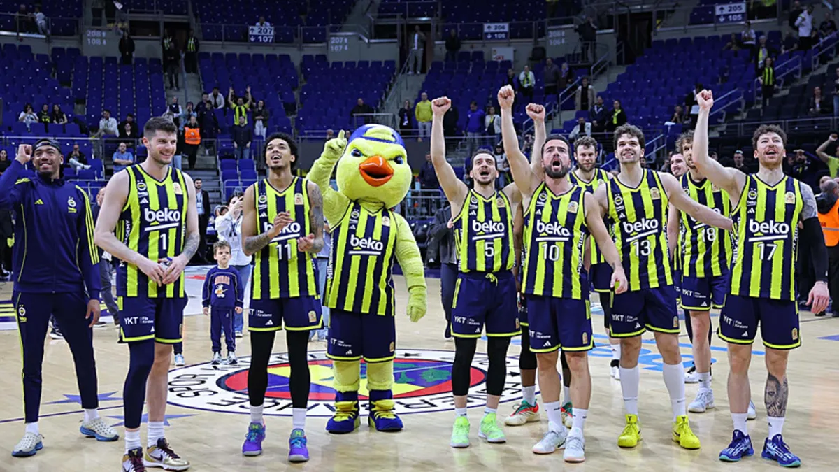Fenerbahçe Mirecă Treilea Titlu Consecutiv de Euroleague