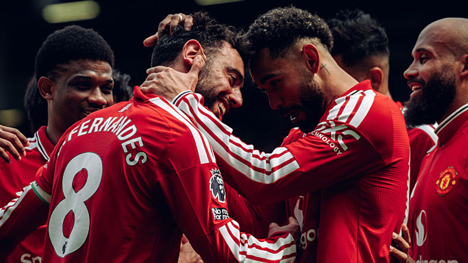 Fernandes Egală Recordinul de Asistențe din Premier League, Manchester United Înlocuiește Al Treilea Loc