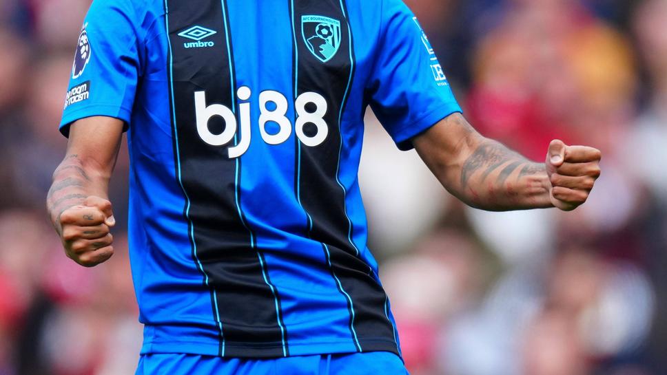 Arsenal se alătură concurenței pentru talentul tânăr din Bournemouth