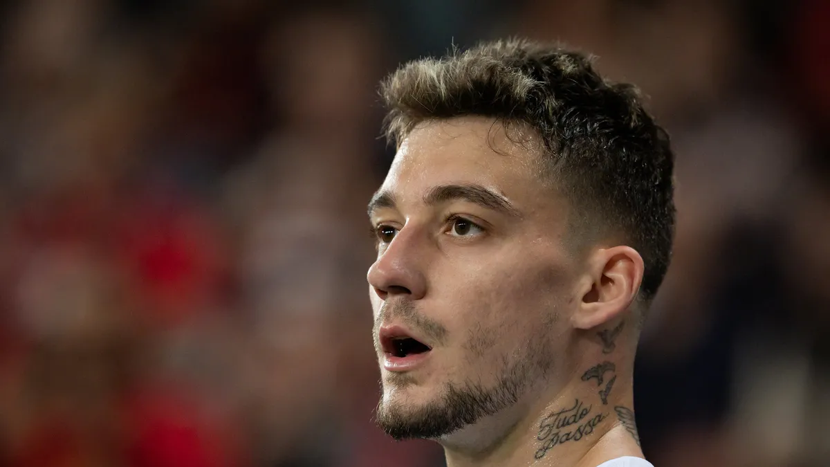 Trabzonspor Finalizează Transferul lui Ernest Muçi, Următorul Obiectiv Andre Onana