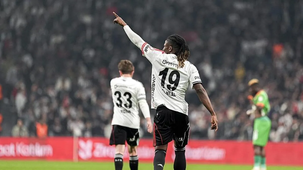 El Bilal Toure Trimite Semnale de Departură de la Beşiktaş