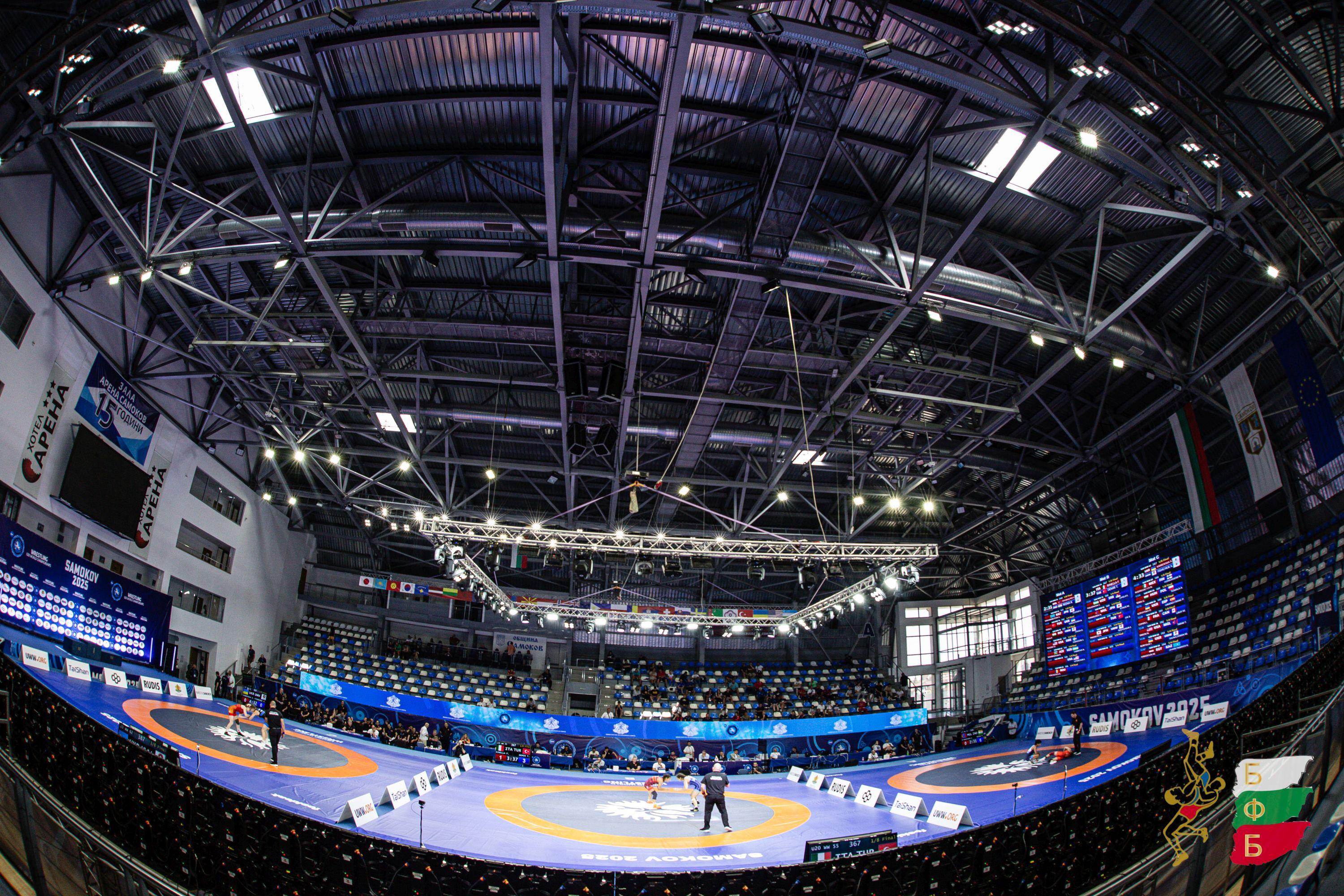 Doi bulgari în fata finalurilor la Campionatul European de Luptă