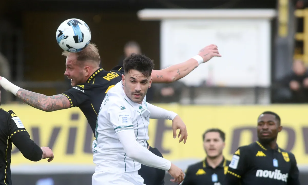 Aris vs Levadiakos: Kwame în atac și Hockla în apărare