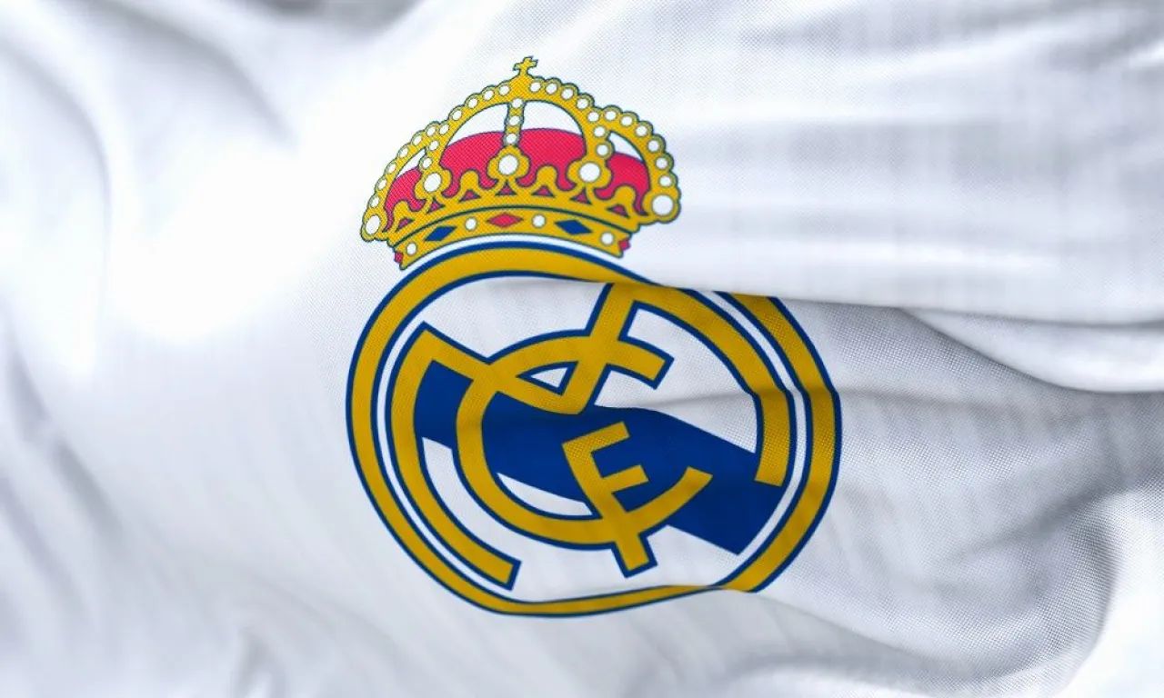 Konate părăsește Liverpool: Real, Bayern și Chelsea îl vânează