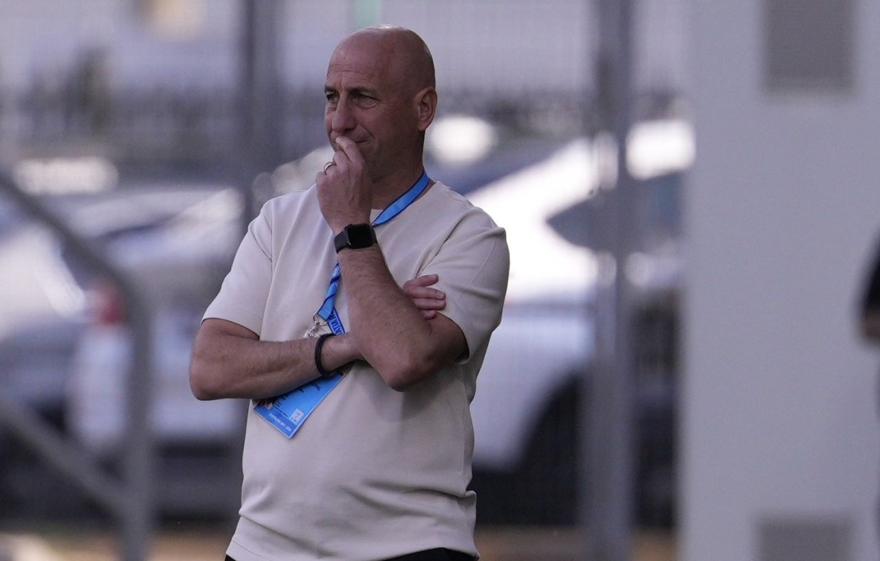 Robert Ilyes părăsește Csíkszereda: "Doresc să uite de fotbal"