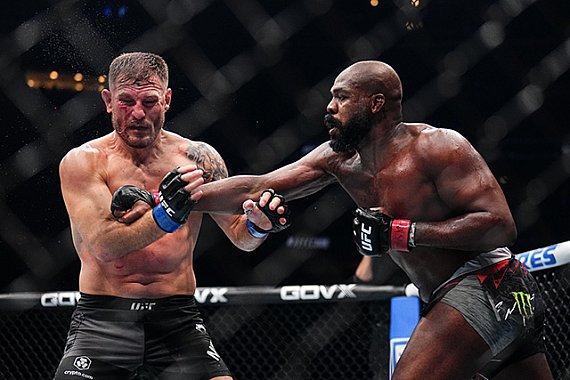 Jon Jones crede că ar surprinde pe mulți în boxing