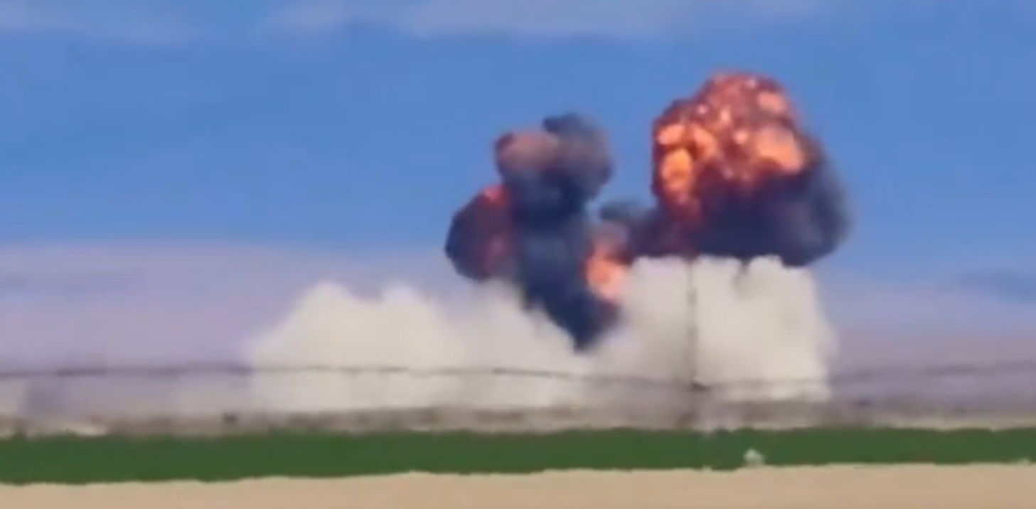 Doi avioane de luptă americane s-au lovit în aer în timpul unui show aerian în Idaho