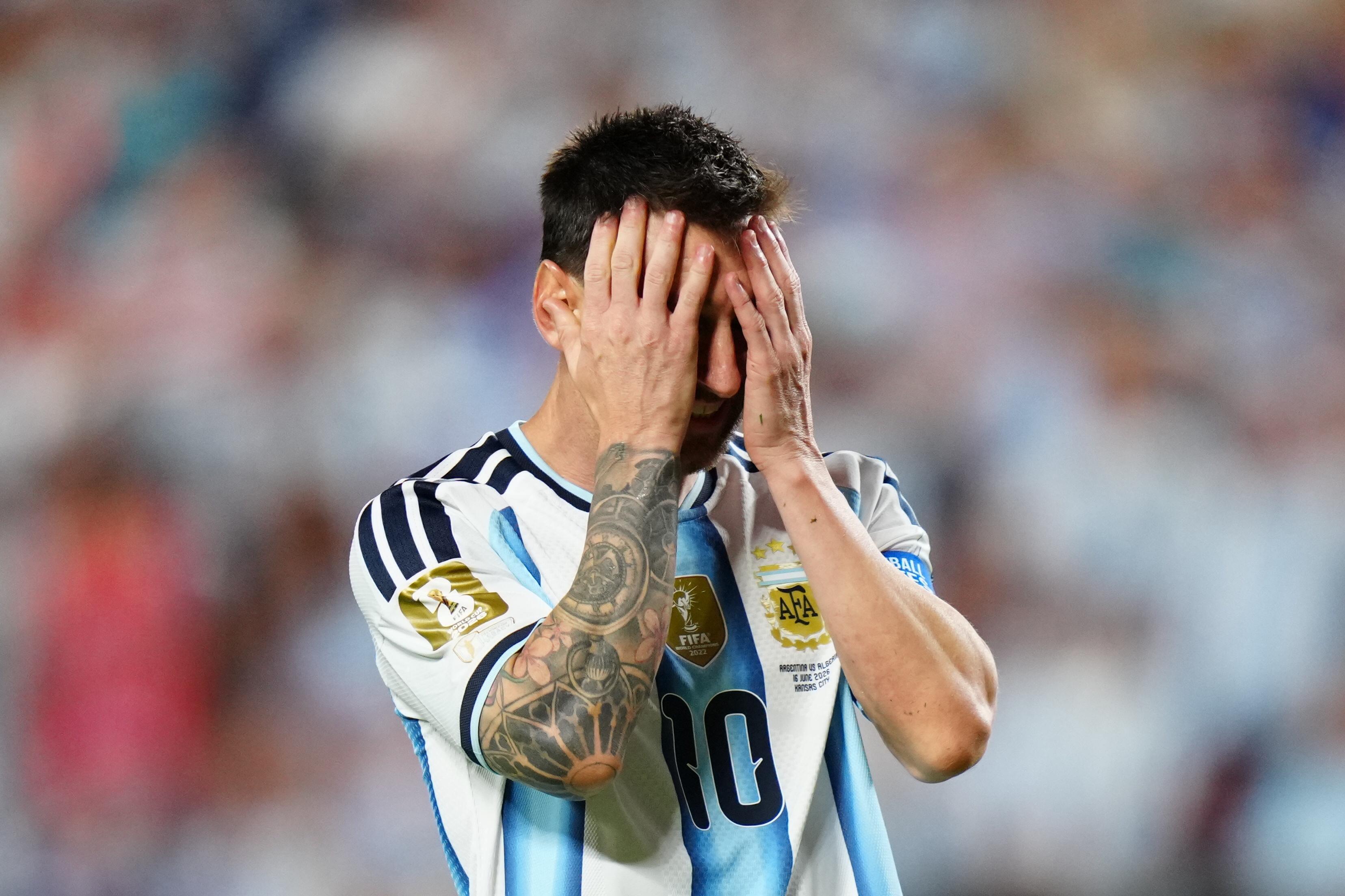 Lacrimele lui Messi dezvăluie adevărul: Starea de sănătate a tatălui șocază steaua Argentinei