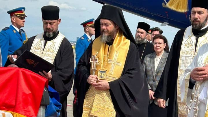 Relicve grecești de la Muntele Athos ajung în Belgrad pentru expoziția Sfântului Sava