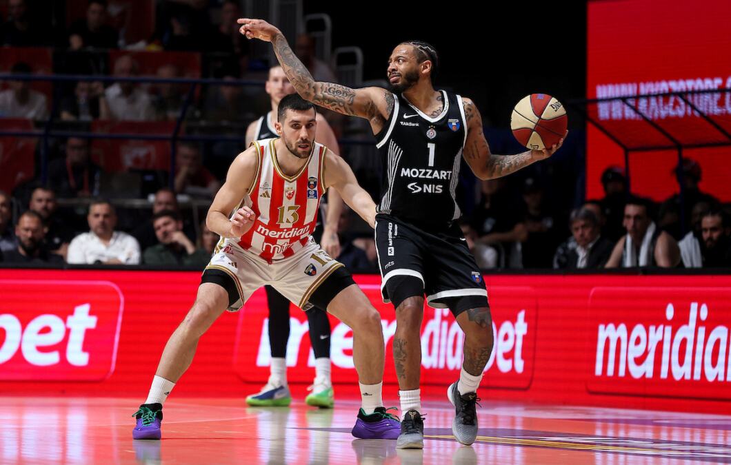 Partizan învinge Steaua Roșie și se plasează în finala ABA League