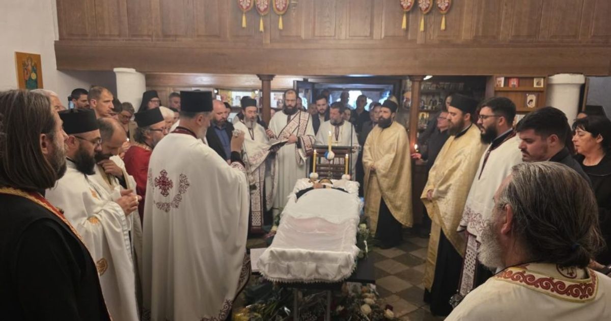 Serviciul în onoarea mămăligii Hristina Rabrenović