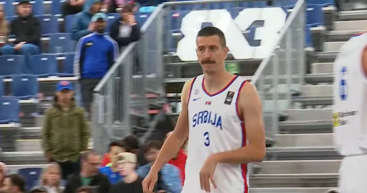 Vulturii Serbiei zdrobesc Spania, vizează sferturile în baschet 3x3