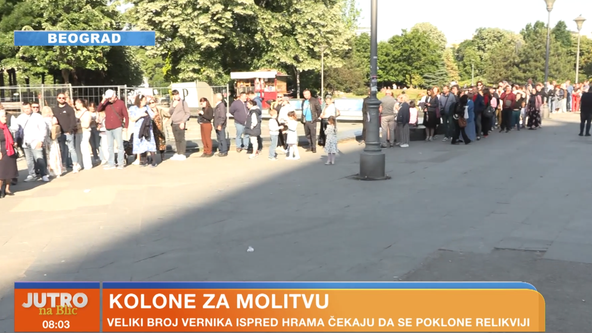 Chinga Sfântă a Maicii Domnului atrage mase uriașe la Mănăstirea Sfântul Sava din Belgrad