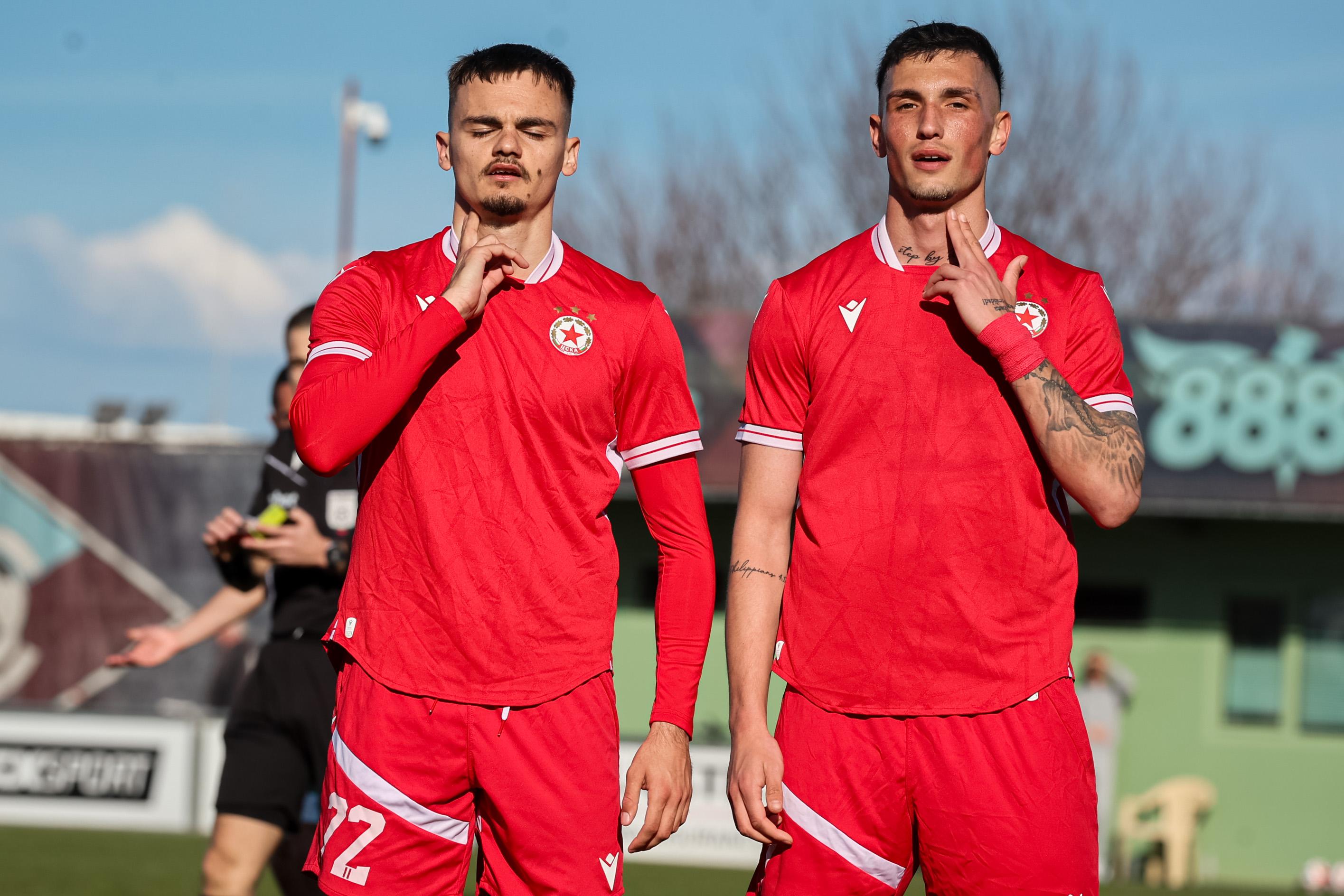 Gardianul din Divizia a II-a Părăsește CSKA