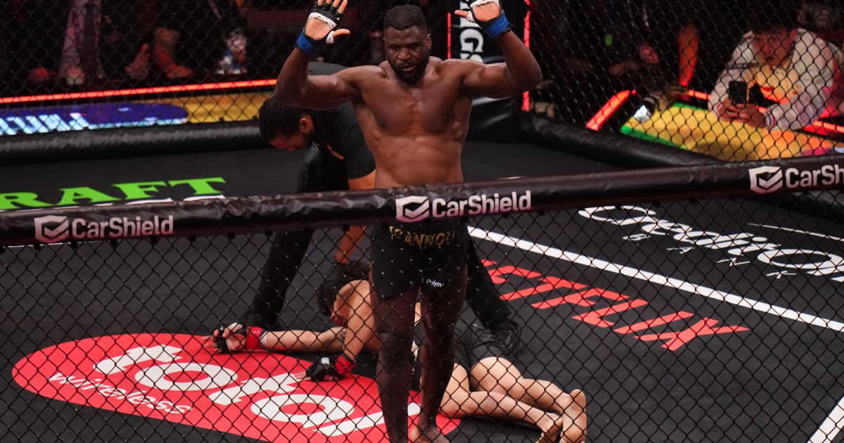 Enganu Dominează Cu Un Knockout Brutal