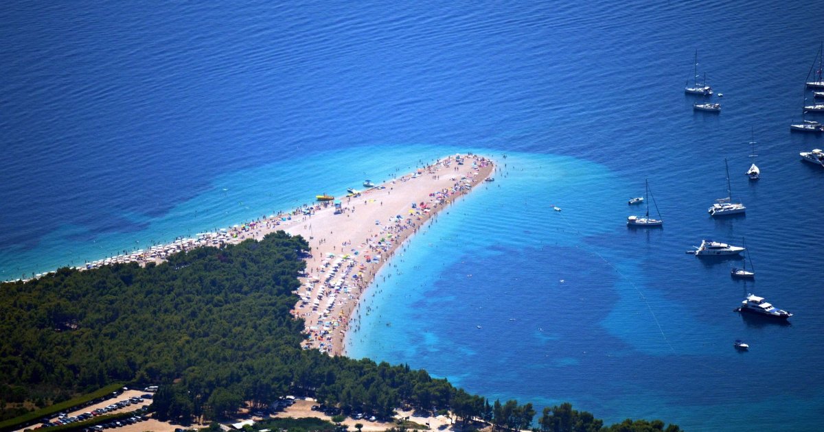 Plaja Zlatni Rat a fost declarată cea mai bună plajă din lume pentru 2026
