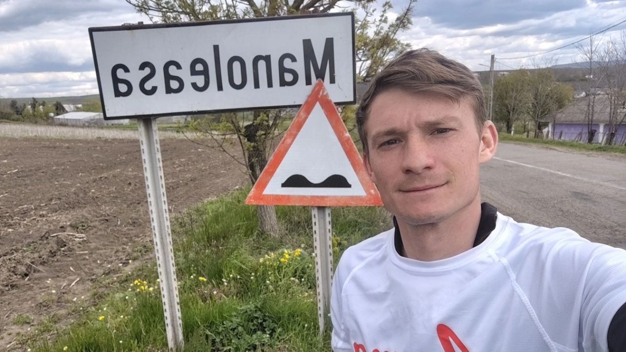 Adrian Şovea Rulează 2.800 de Km În jurul granițelor Țării