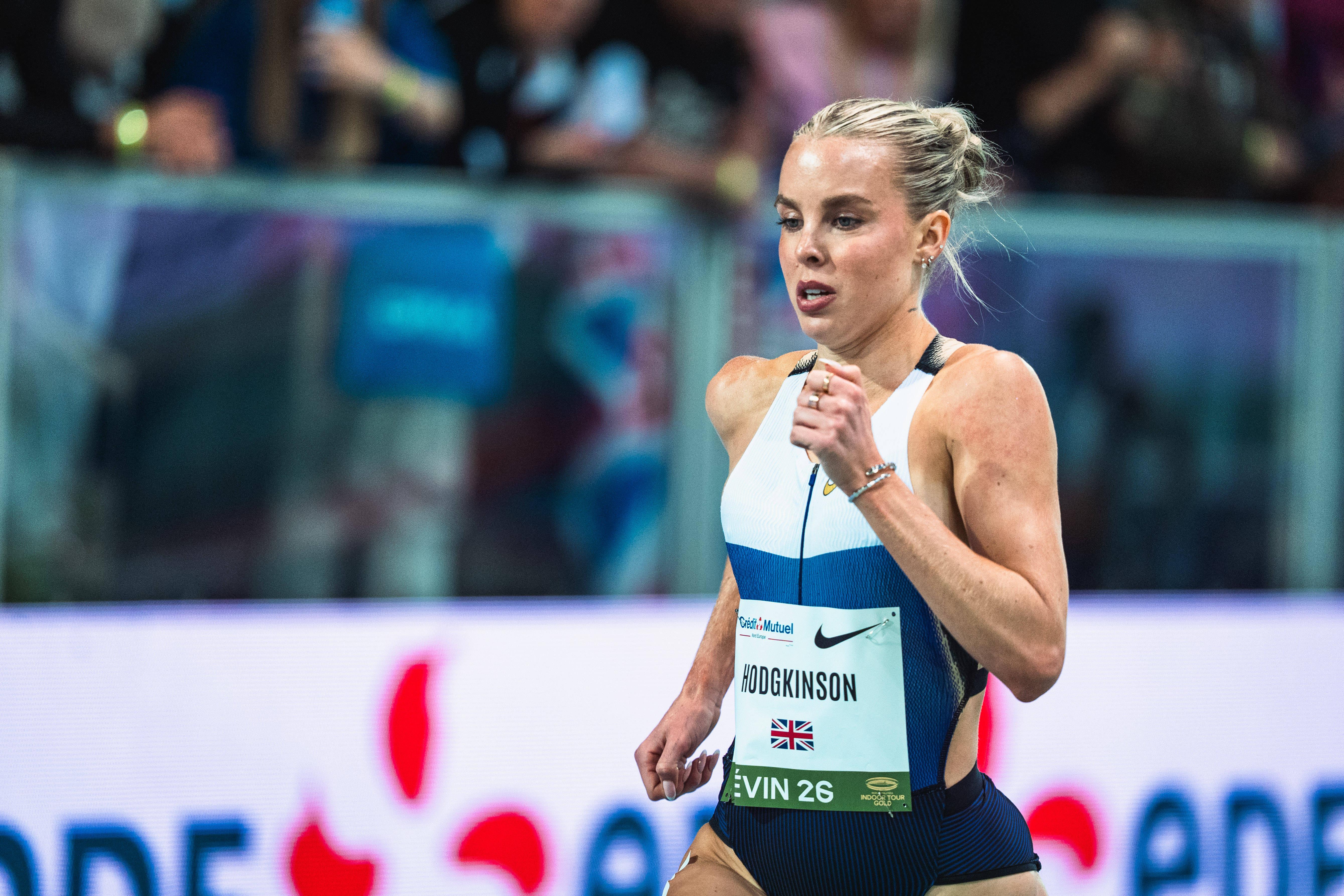 Un alinament de stele la 400 m va face față lui Kiley Hodgkinson în Roma
