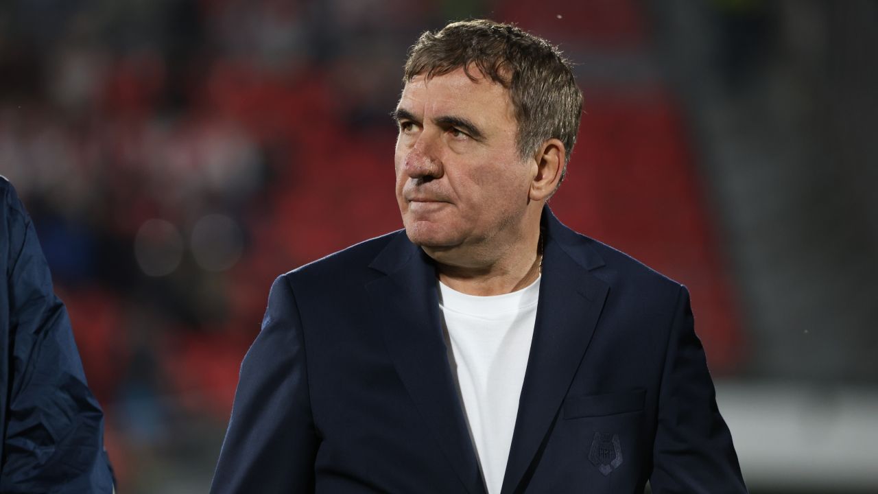 Hagi a ales lotul României pentru Țara Galilor: Tanase OUT, 7 jucatori pleaca