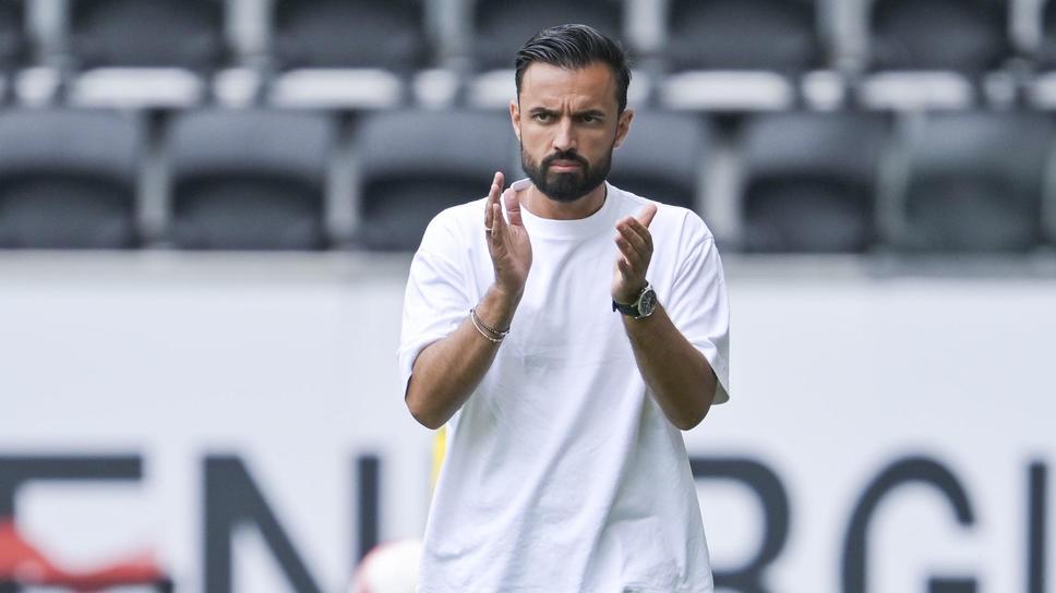 Gintov semnăză un nou contract în Turcia