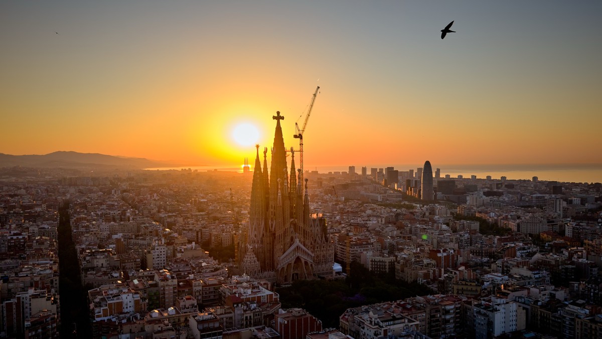 În Barcelona, balcoanele se închiriază cu 1.600 de euro pentru vizita Papei Leon al XIV-lea