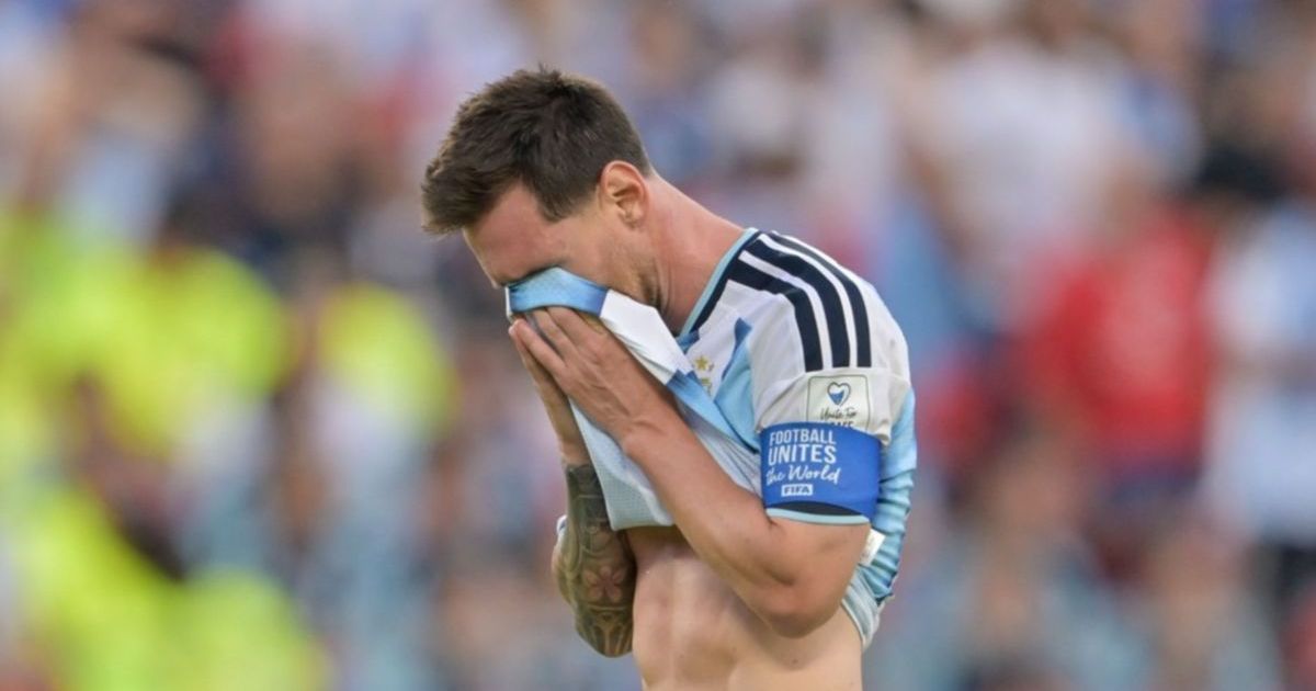 Lacrimile lui Messi: Drama din spatele hat-trick-ului