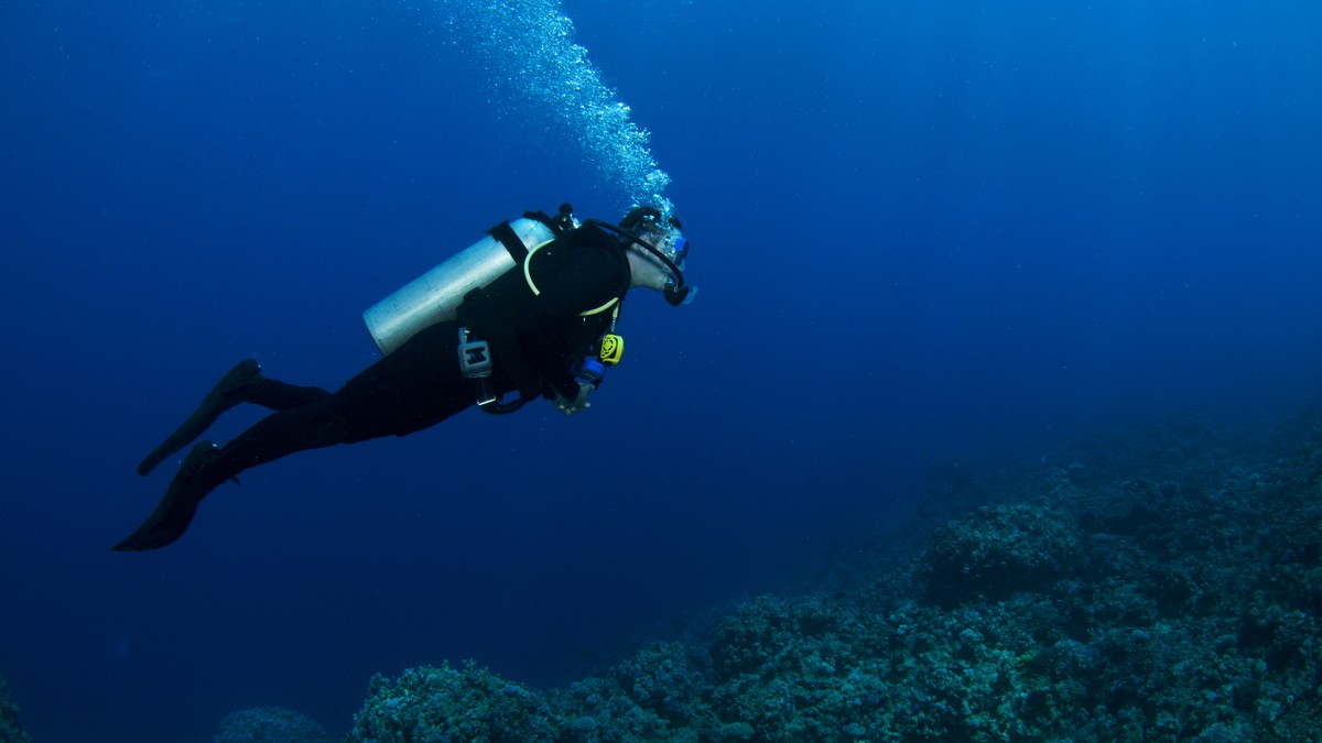 Instructor de plimbare subacvatica dispare in apropiere de Dubrovnik: In desfasurare o mare operatie de cautare