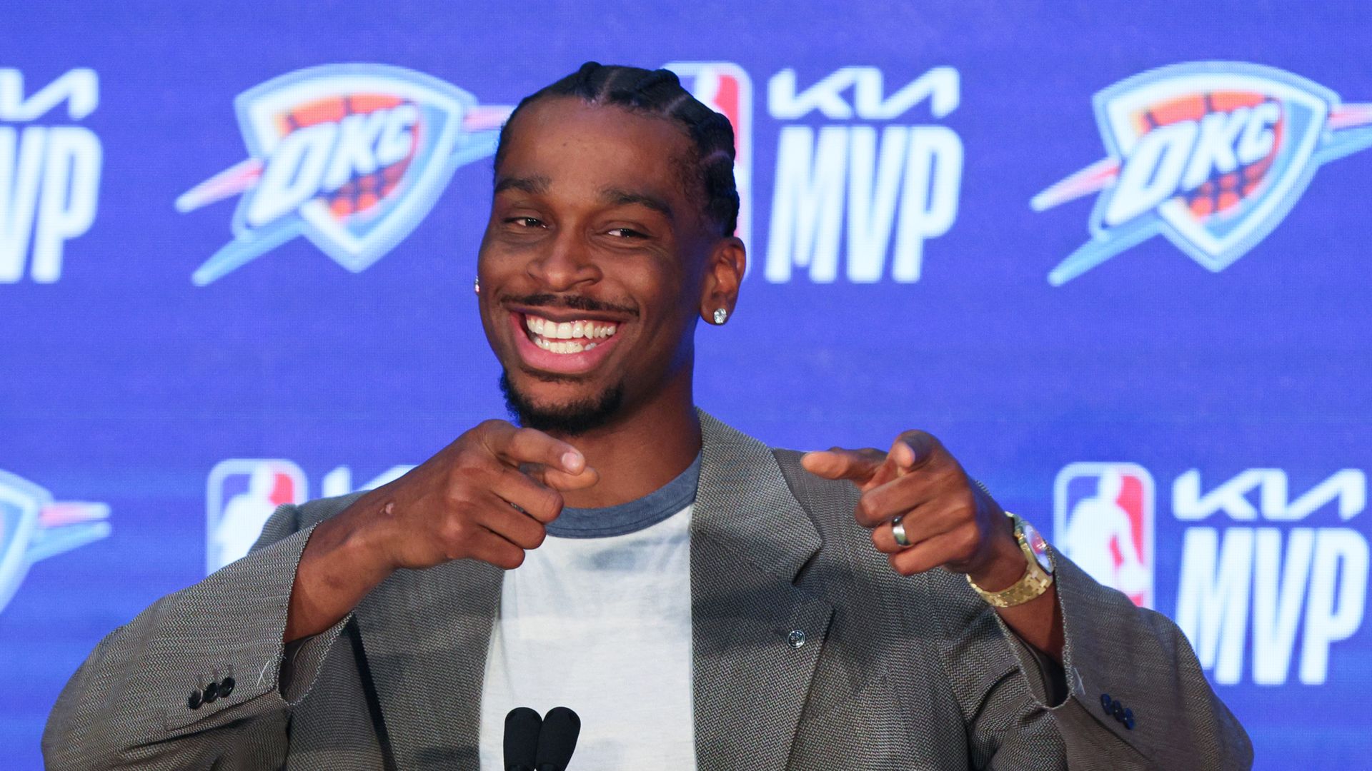 Gilgeous-Alexander câștigă al doilea MVP consecutiv NBA
