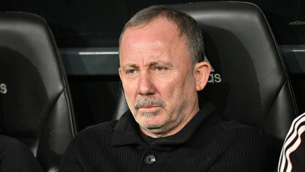A doua eră a lui Sergen Yalçın la Beşiktaş s-a încheiat
