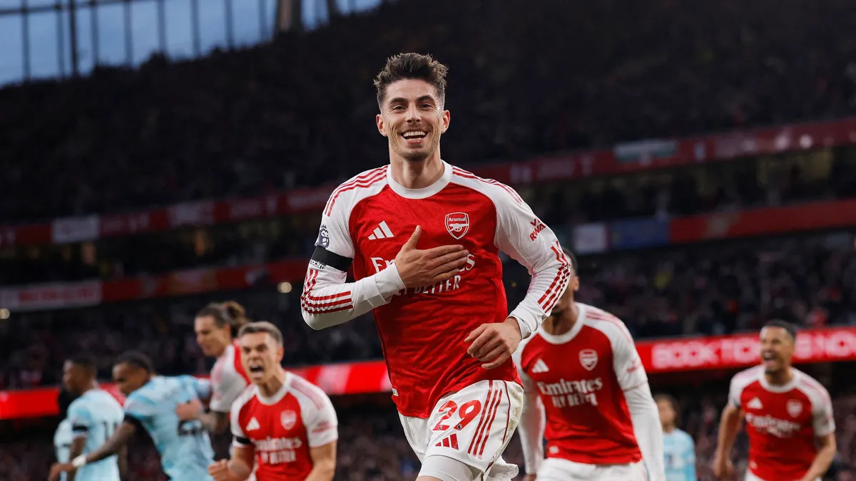 Arsenal câștigă Premier League după 22 de ani