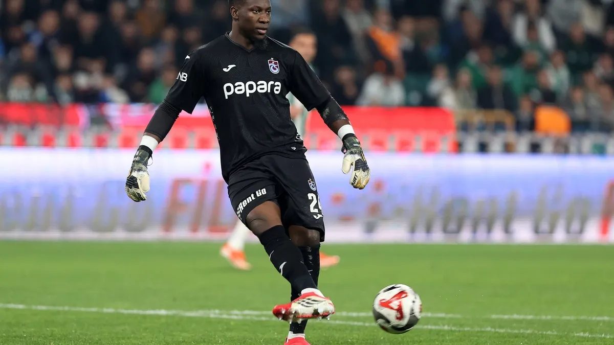 Viitorul lui Onana încetinat din cauza disputei dintre Trabzonspor și Manchester United