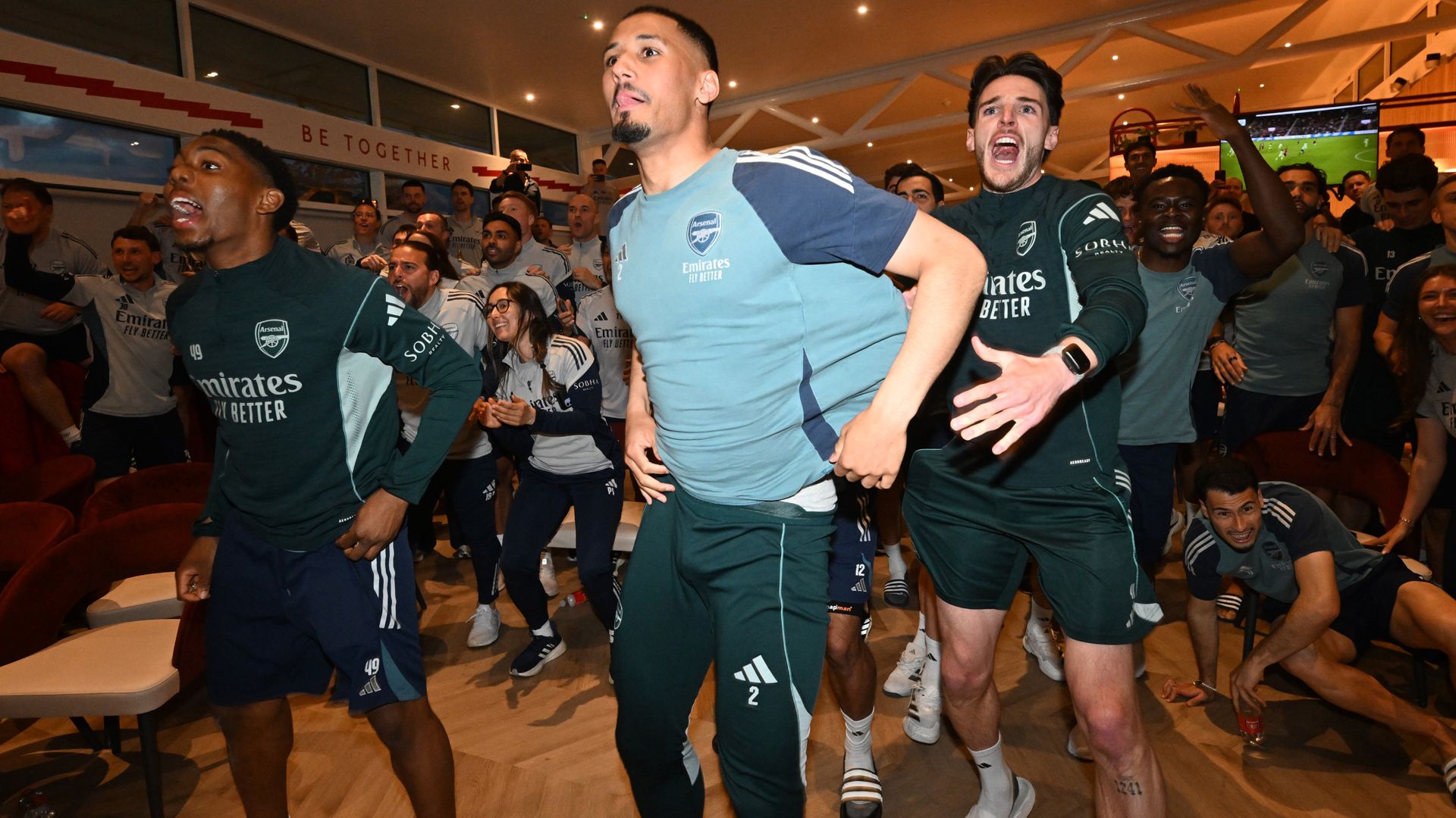 Arsenal împlinește titlul Premier League cu sărbători până la ora 5