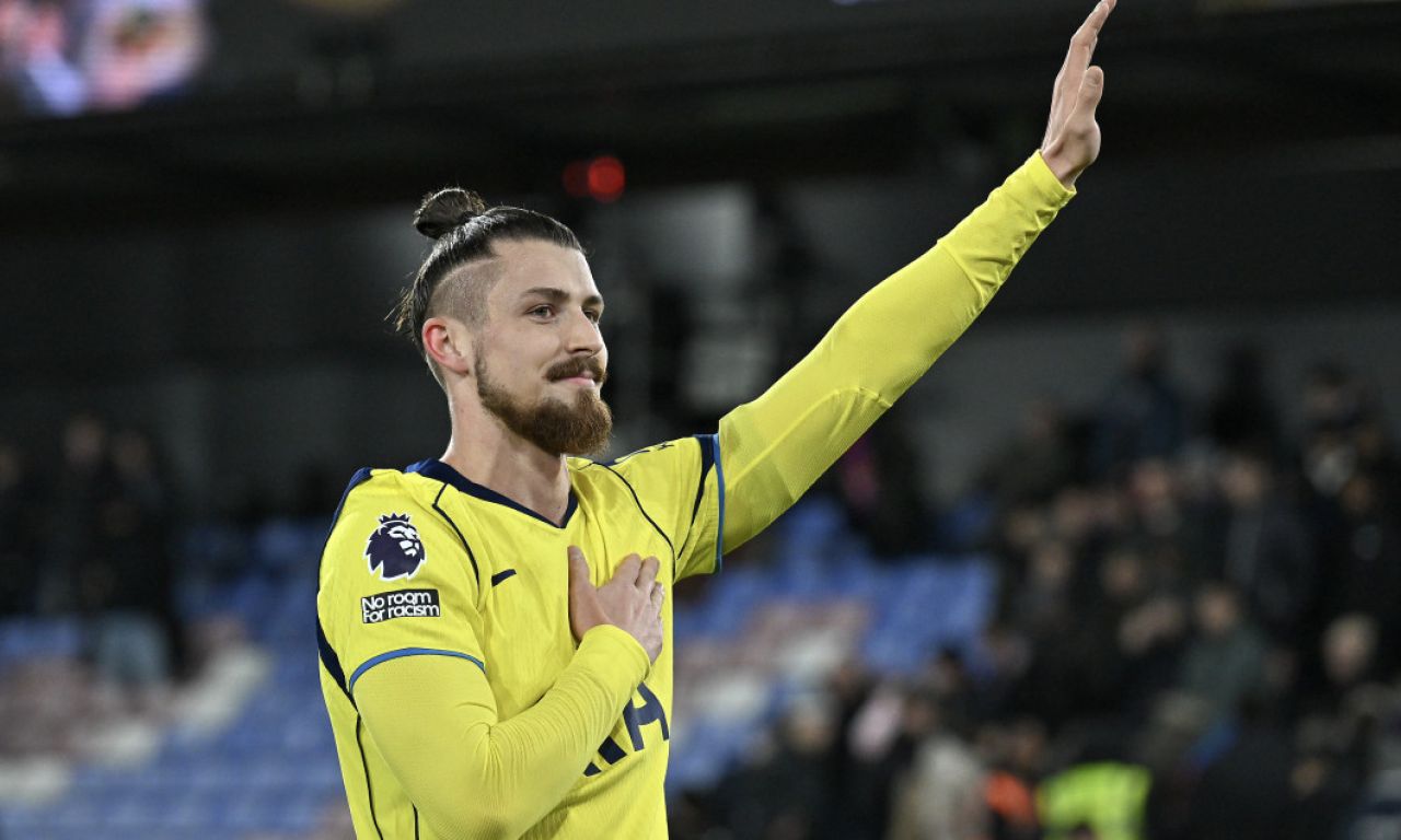 Viitorul lui Drăgușin la Tottenham este în pericol