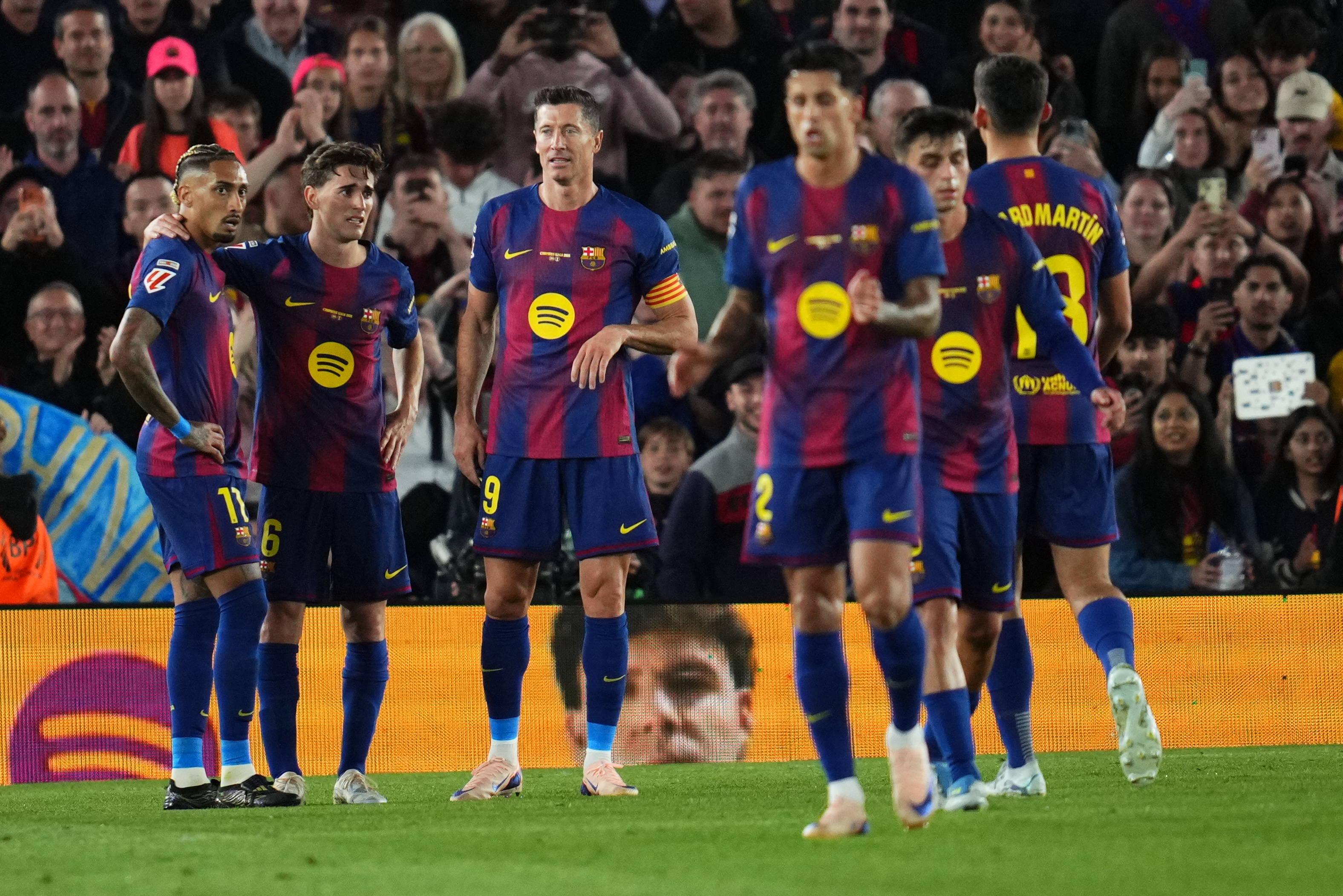 Barcelona Setează Recordin în Camp Nou la Dătarea Leavandowski